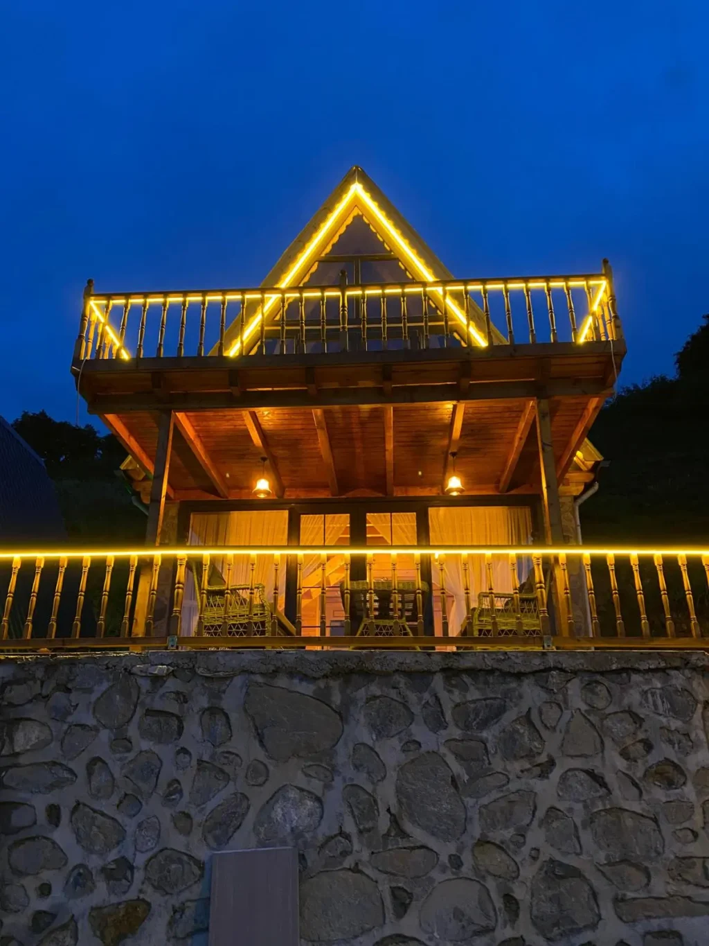 Kutanis Suit Doğa, dere ve deniz manzaralı bungalov